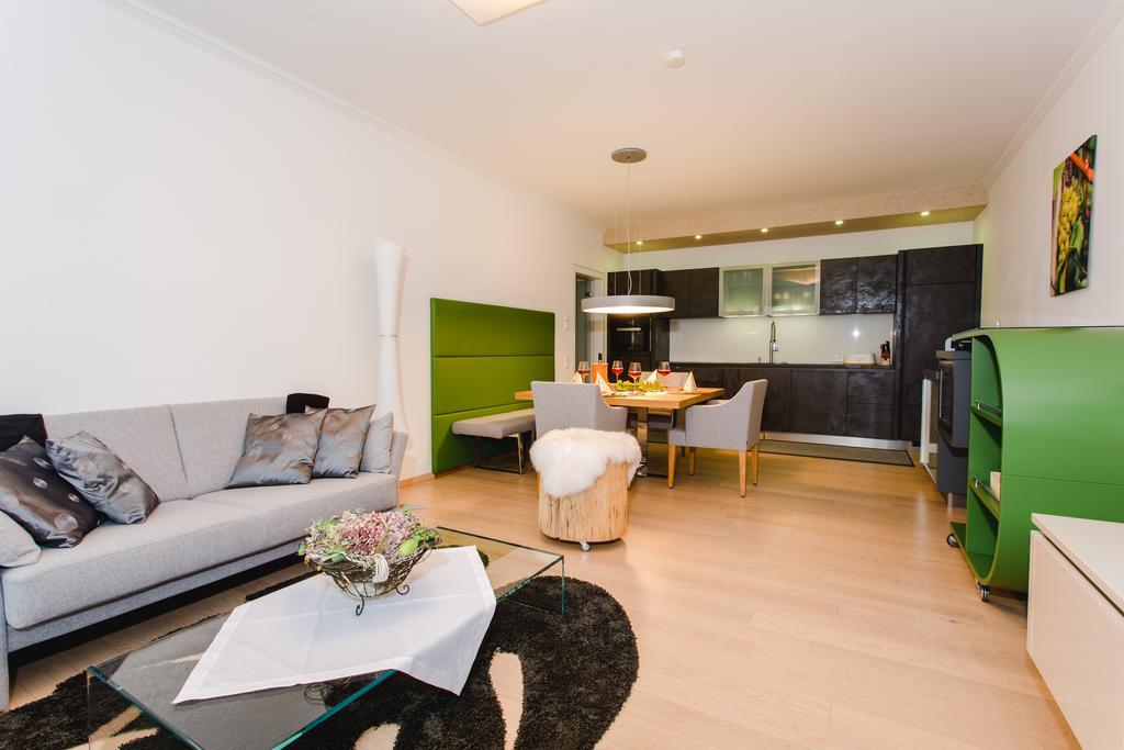 Wohnen Im Wein Apartment Ehrenhausen Ngoại thất bức ảnh