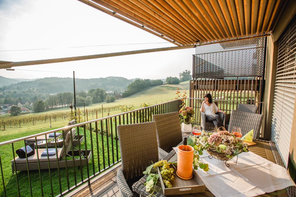 Wohnen Im Wein Apartment Ehrenhausen Ngoại thất bức ảnh